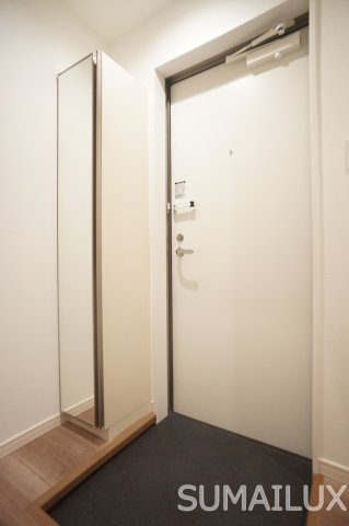 熊本市南区出仲間６丁目のアパートの玄関