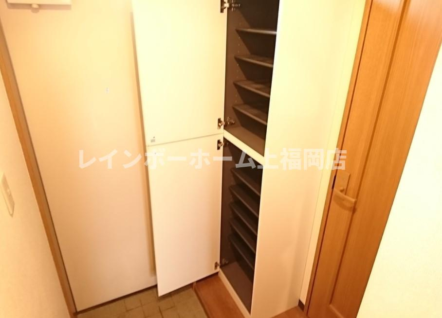 コーポ高階の玄関
