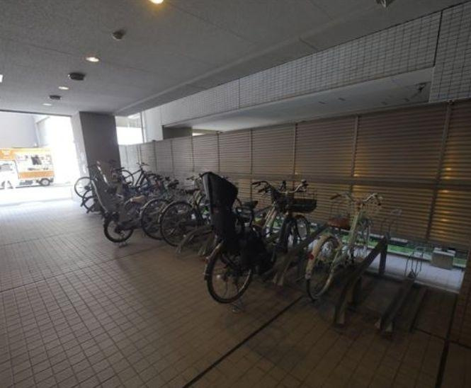 コクヨーレ日本橋の駐車場