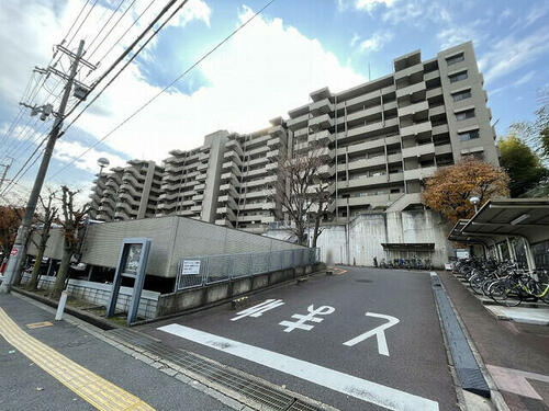 香里丘セントポリア壱号館