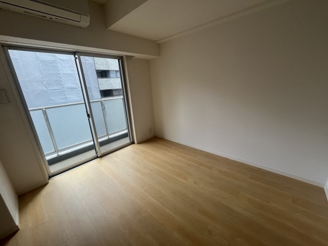 ADW Residence 西新宿の居間・リビング|ゆったりとしたリビングです