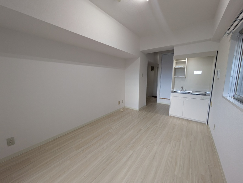 佐竹マンションの玄関