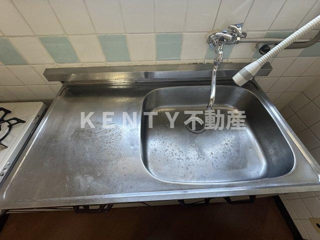 【キッチン】 | 小林ビル | コンパクトなキッチンで掃除もラクラク