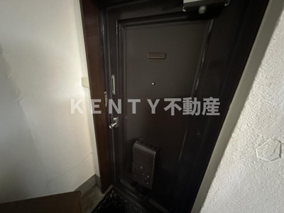 【玄関】 | 小林ビル | 毎日通る玄関はこちらです