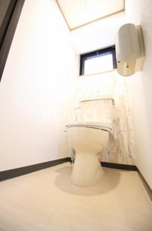 【トイレ】 | ラフィーネ山科 | 落ち着いた色調のトイレです