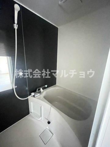 クイーンズコートNの浴室|お風呂で日々の疲れを落としましょう