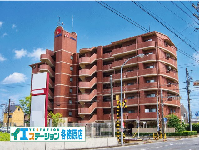 シャトレ愛松各務原の外観