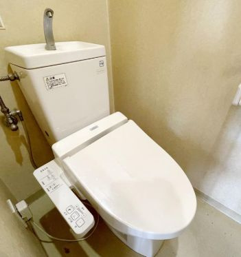 バンブー岩本町のトイレ|コンパクトで使いやすいトイレです