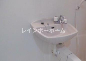 市川市行徳駅前２丁目の賃貸マンションの洗面所
