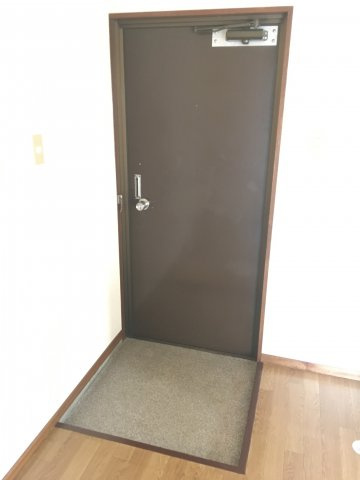 田村ビルの玄関|シンプルで使いやすい玄関です