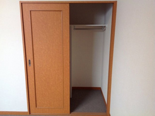同タイプ部屋の写真となり設備等は現況と異なる場合があります。