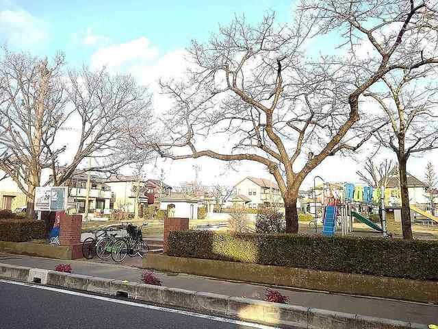 稲荷下根公園まで110m