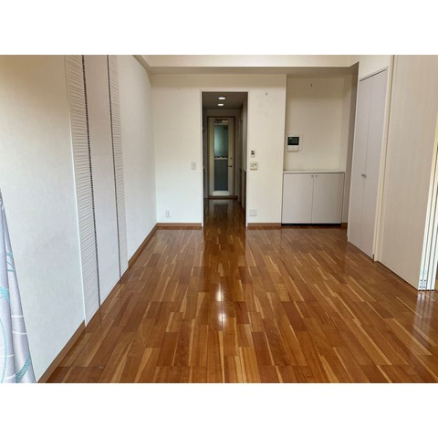 ファミリーフィールズ大宮壱番館の居間・リビング