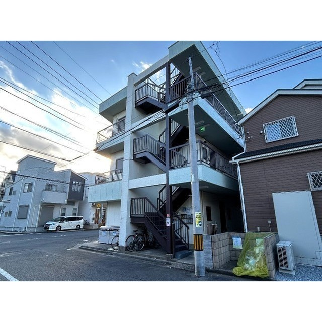 コーポアイの外観