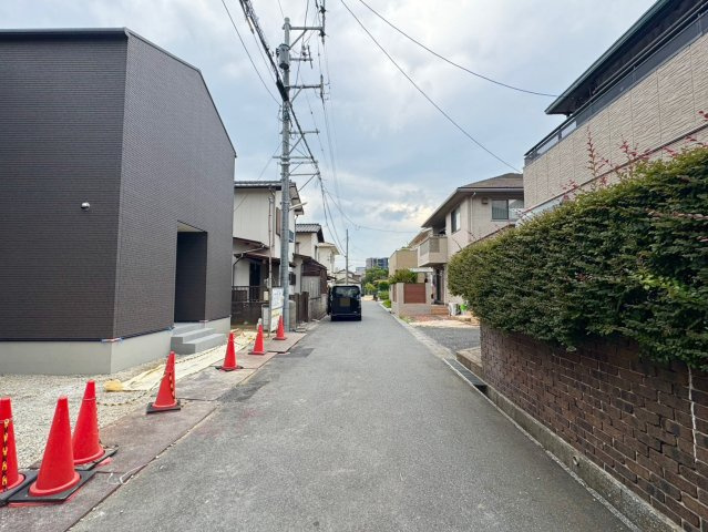 SUN COURTーサンコート－小倉南区下曽根3丁目【小倉南区　新築戸建て】の前面道路含む現地写真|現地撮影　2026,10,20　SUN COURTーサンコート－小倉南区下曽根3丁目【小倉南区　新築戸建て】