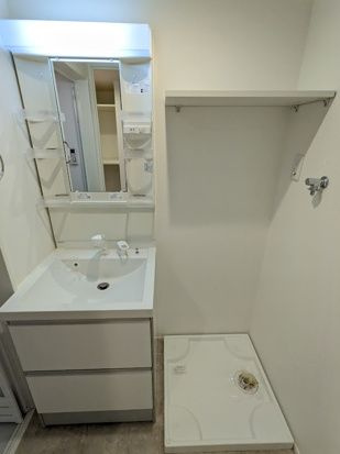 ハーモニーテラス草薙町Ⅱの独立洗面台