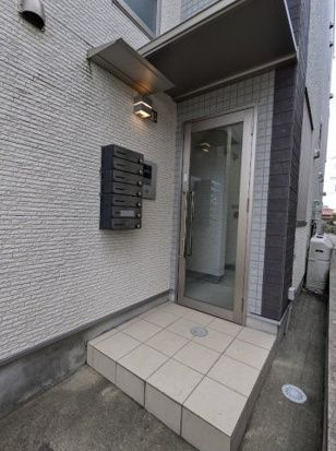 ハーモニーテラス草薙町Ⅱのエントランス