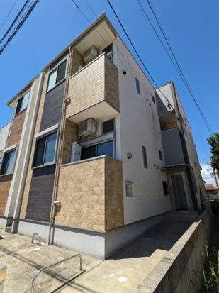ハーモニーテラス草薙町Ⅱの外観