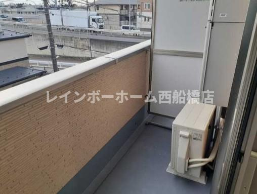 J・J・T　Ⅱのバルコニー