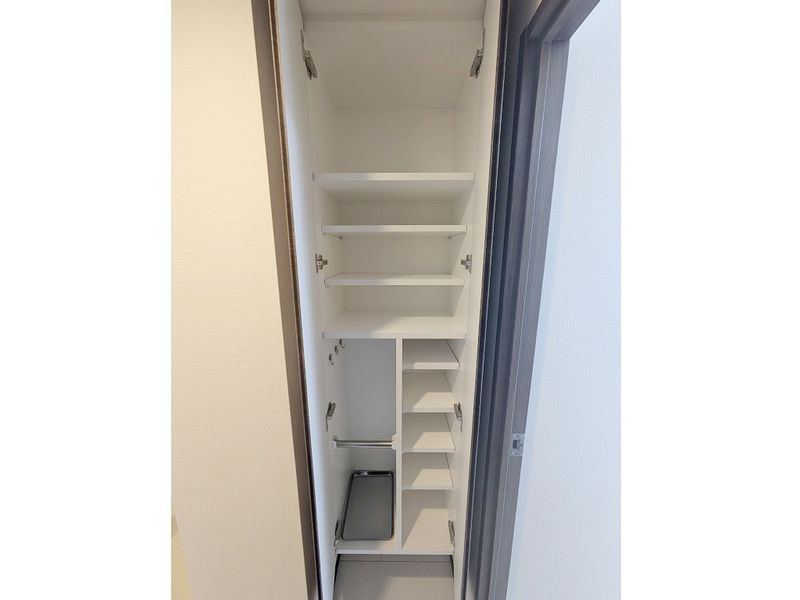 ジェノヴィア妙典の玄関|他部屋参考写真
