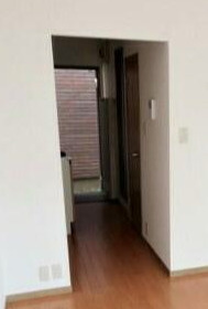 フラット代々木の玄関