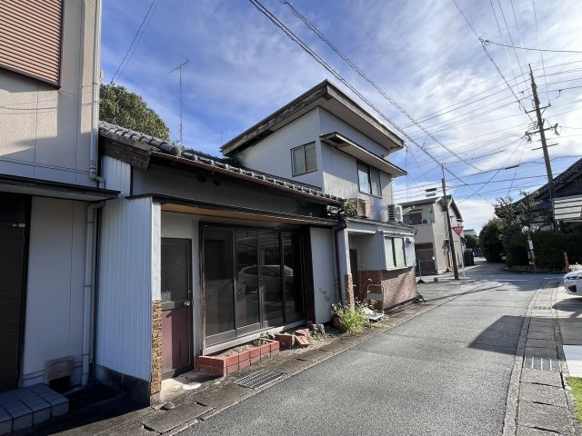 【前面道路含む現地写真】の画像