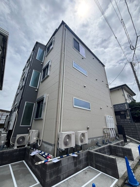 ＦＬＢレジデンス金沢文庫の外観
