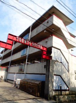 トレンタハウス桜新町の外観