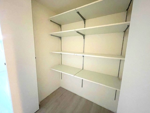 佐伯区薬師が丘2丁目　№37629の収納|2階廊下収納