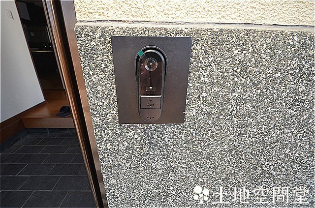 蓮華寺3丁目貸家のセキュリティ|TVモニターホン玄関