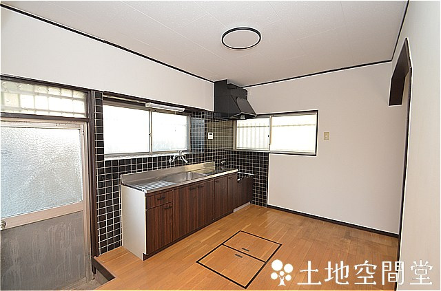 蓮花寺3丁目貸家のキッチン