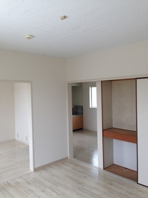 【内装】 | ホルツハイム