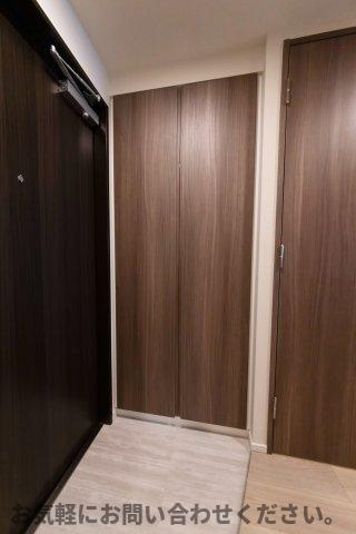 【玄関】 | プラウドフラット浅草アベニュー | 明るい玄関です