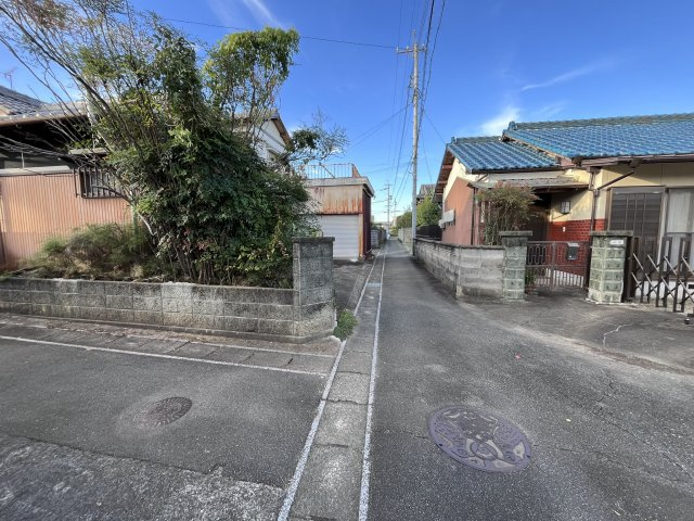 【前面道路含む現地写真】の画像