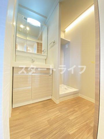 大阪市淀川区東三国５丁目の賃貸マンションの洗面所