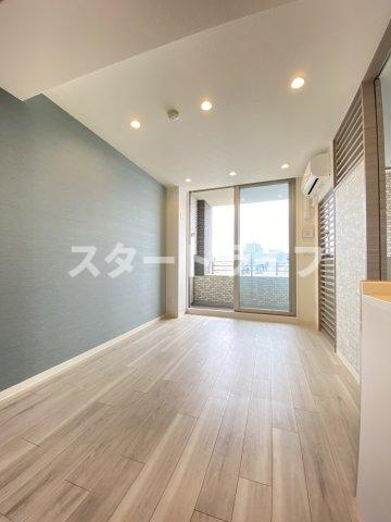 大阪市淀川区東三国５丁目の賃貸マンションの居間・リビング