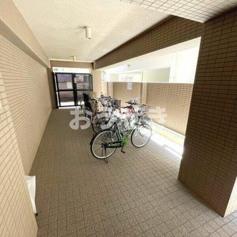 藤月マンションのロビー