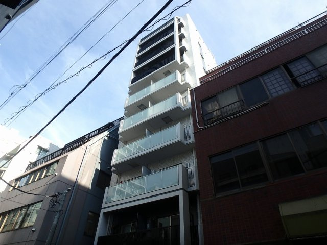 クレストコート文京湯島の外観