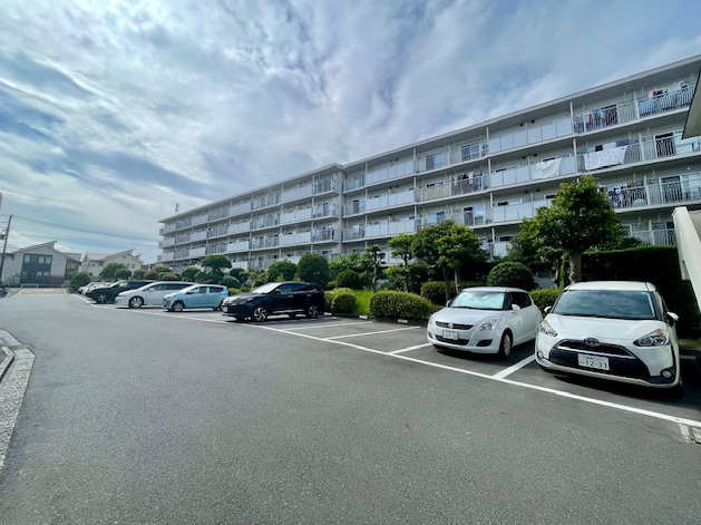 藤沢ニューライフ７号棟の外観
