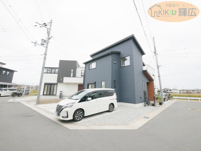 加古川市平岡町高畑　中古戸建の外観