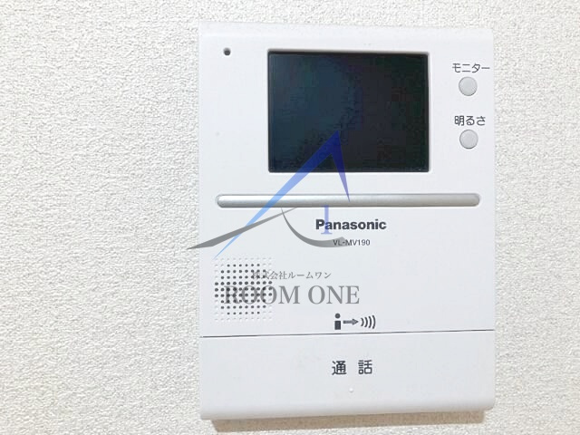 リヴェールＫ　中井のセキュリティ|モニター付きインターホンです。