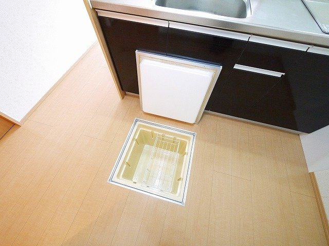 グランディール（青野町）の収納|床下収納
