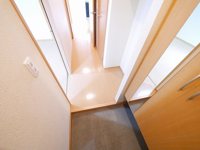 グランディール（青野町）の玄関|落ち着いた玄関です