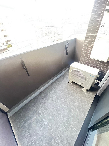 大阪市西淀川区野里２丁目の賃貸マンションのバルコニー|バルコニー付きです