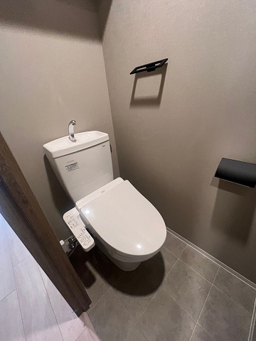 大阪市西淀川区野里２丁目の賃貸マンションのトイレ|ゆったりとした空間のトイレです