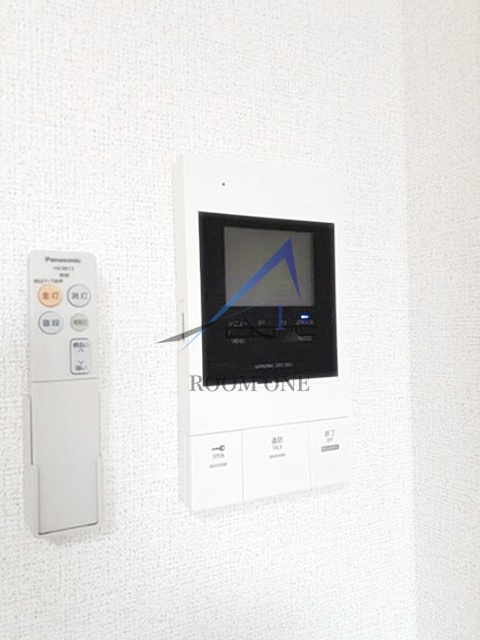 AXIA人形町のセキュリティ|モニター付きインターホンです。