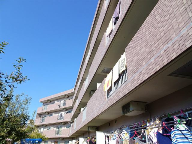 リベルテ摂津の外観|外はこのようになっています