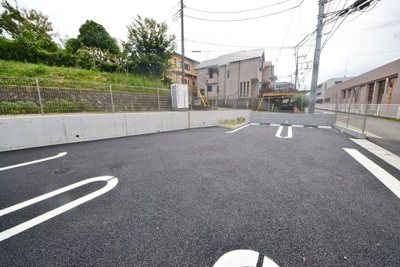 【駐車場】 | ビューテラス | カースペースがあります