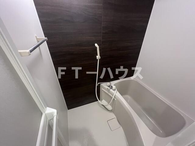 Ｃｏｍｆｏｒｔａｂｌｅ緑が丘の浴室