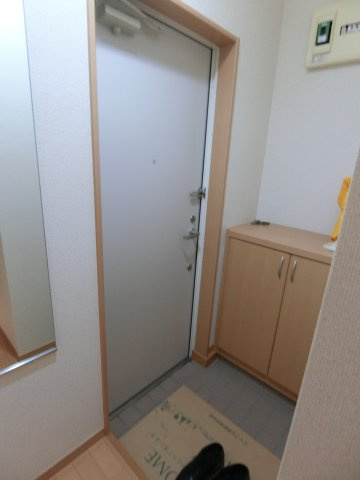 ルミエールの玄関